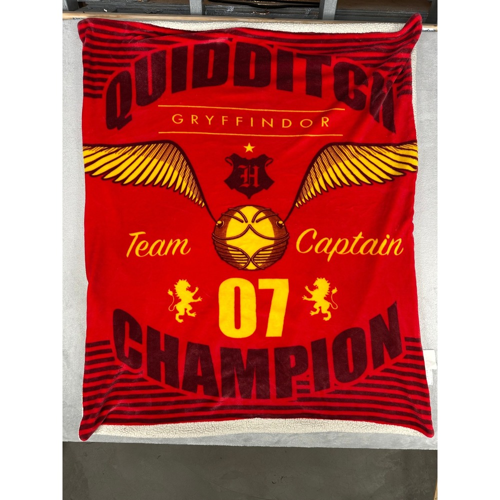 Harry Potter Gryffindor Quidditch Team Captain Blanket Red Sherpa Throw 36x48